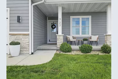 727 Badger Drive, Janesville, WI 53536 - Photo 2