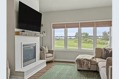 727 Badger Drive, Janesville, WI 53536 - Photo 8