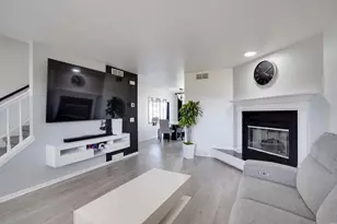 3226 Dorchester Way, Madison, WI 53719 - Photo 8