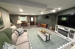 11843 Fuller Hollow Rd, Prairie Du Chien, WI 53821 - Photo 16