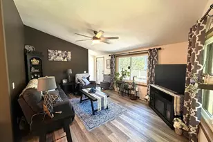 11843 Fuller Hollow Rd, Prairie Du Chien, WI 53821 - Photo 6