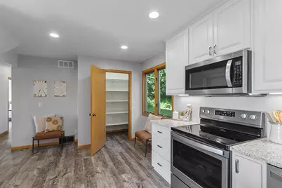 4862 Hickory Trail, Middleton, WI 53562 - Photo 14