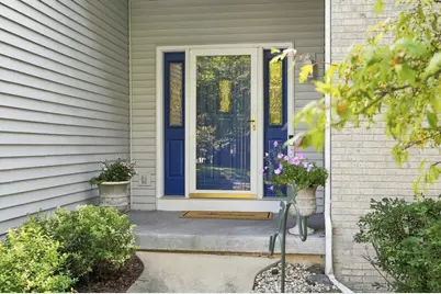 893 Chalfont Drive, Sun Prairie, WI 53590 - Photo 2