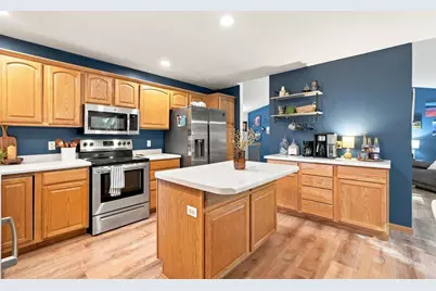 893 Chalfont Drive, Sun Prairie, WI 53590 - Photo 12