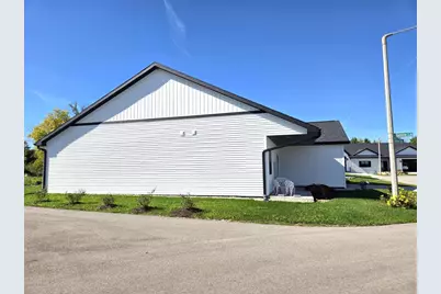 201 Boann Terrace, Belleville, WI 53508 - Photo 6