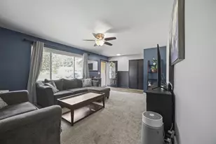 1325 W Conde St, Janesville, WI 53546 - Photo 14