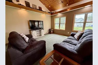 411 David Circle, Arena, WI 53503 - Photo 18