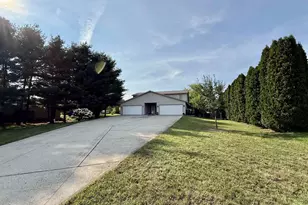 411 David Cir, Arena, WI 53503 - Photo 2