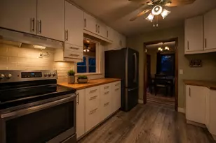 1114 Sherman Ave, Janesville, WI 53545 - Photo 4