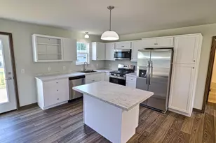 2033 Handel St, Black Earth, WI 53515 - Photo 4