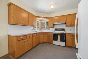 717 Cloute St, Fort Atkinson, WI 53538 - Photo 14
