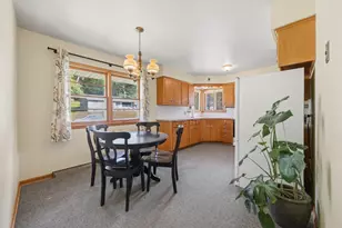 717 Cloute St, Fort Atkinson, WI 53538 - Photo 10