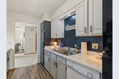 500 E Main Street #6, Sun Prairie, WI 53590 - Photo 14