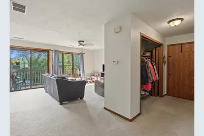 500 E Main Street #6, Sun Prairie, WI 53590 - Photo 4