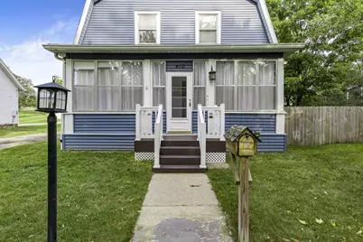 410 N Pine Street, Reedsburg, WI 53959 - Photo 2
