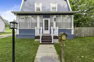 410 N Pine St, Reedsburg, WI 53959 - Photo 2