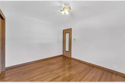 4418 Kentucky Avenue, Milwaukee, WI 53221 - Photo 18