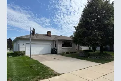 653 Gerald Avenue, Sun Prairie, WI 53590 - Photo 1