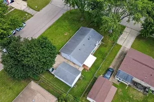 1744 Romona Ct, Beloit, WI 53511 - Photo 8