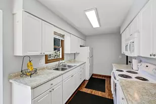 1335 Johnson St, Stoughton, WI 53589 - Photo 20