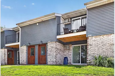 1008 Whispering Pines Way #1008, Fitchburg, WI 53713 - Photo 2