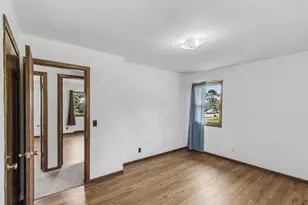 221 Washington St, Portage, WI 53901 - Photo 10