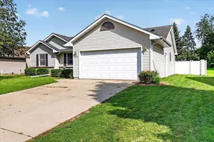 1500 Evergreen Dr, Janesville, WI 53546 - Photo 1