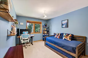 827 Ridge View Ln, Oregon, WI 53575 - Photo 32