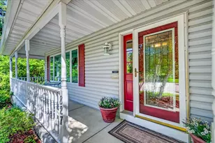 827 Ridge View Ln, Oregon, WI 53575 - Photo 8