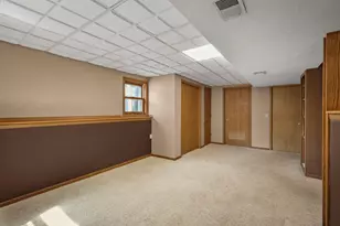 9 S Bartelt Ct, Madison, WI 53704 - Photo 28