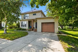 407 Oak St, Arena, WI 53503 - Photo 2