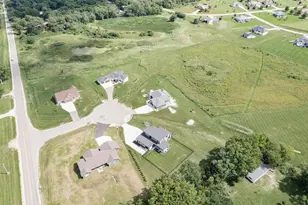 5921 N Sessler Ct, Milton, WI 53563 - Photo 32