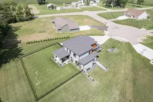 5921 N Sessler Ct, Milton, WI 53563 - Photo 26