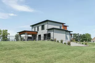 5921 N Sessler Ct, Milton, WI 53563 - Photo 8