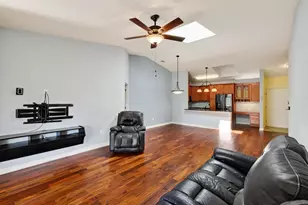 37 Cherokee Cir, Madison, WI 53704 - Photo 22