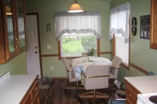 37176 Seymour Dr, Prairie Du Chien, WI 53821 - Photo 4
