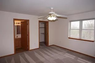 231-239 Talon Pl, Sun Prairie, WI 53590 - Photo 10