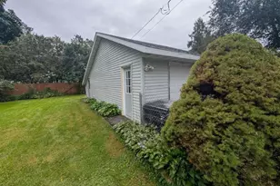 344 Almeron St, Janesville, WI 53536 - Photo 6