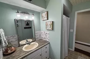 1702 Gartland Ave, Janesville, WI 53548 - Photo 32