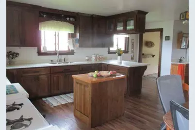 S6837 Crest Road, Hillpoint, WI 53937 - Photo 10