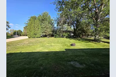 512 Central Avenue, Deerfield, WI 53531 - Photo 12