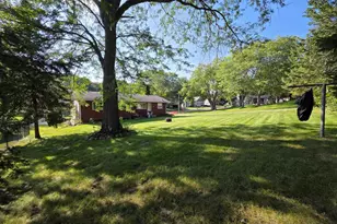 512 Central Ave, Deerfield, WI 53531 - Photo 8