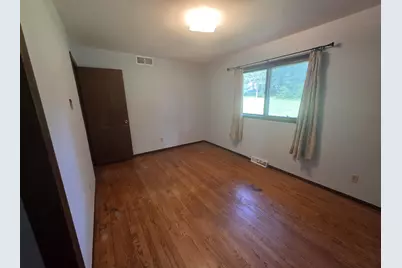 512 Central Avenue, Deerfield, WI 53531 - Photo 34
