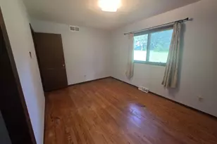 512 Central Ave, Deerfield, WI 53531 - Photo 34