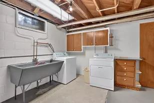 1527 Highland Ave, Beloit, WI 53511 - Photo 36
