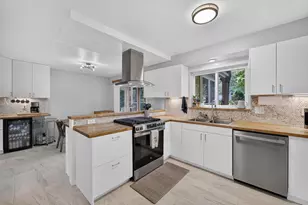 514 Valley Rd, Madison, WI 53714 - Photo 12