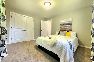 430 Woodview Dr, Sun Prairie, WI 53590 - Photo 10