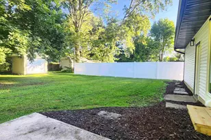 430 Woodview Dr, Sun Prairie, WI 53590 - Photo 14