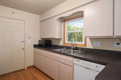 320 W Elm Street, Sun Prairie, WI 53590 - Photo 22