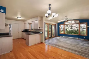 320 W Elm St, Sun Prairie, WI 53590 - Photo 18